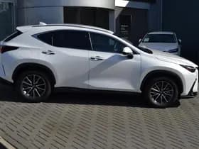 Lexus NX thumbnail 8