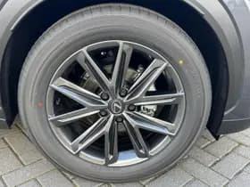 Lexus LBX thumbnail 16