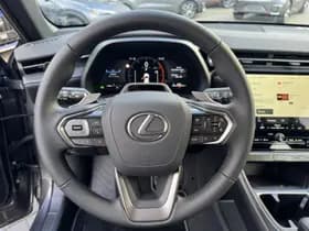 Lexus LBX thumbnail 24