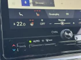 Lexus LBX thumbnail 70
