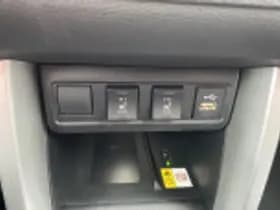Toyota Corolla thumbnail 63