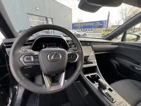 Lexus LBX thumbnail 24