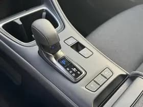 Lexus LBX thumbnail 32