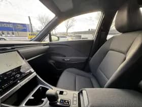 Lexus LBX thumbnail 33