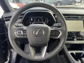 Lexus LBX thumbnail 56