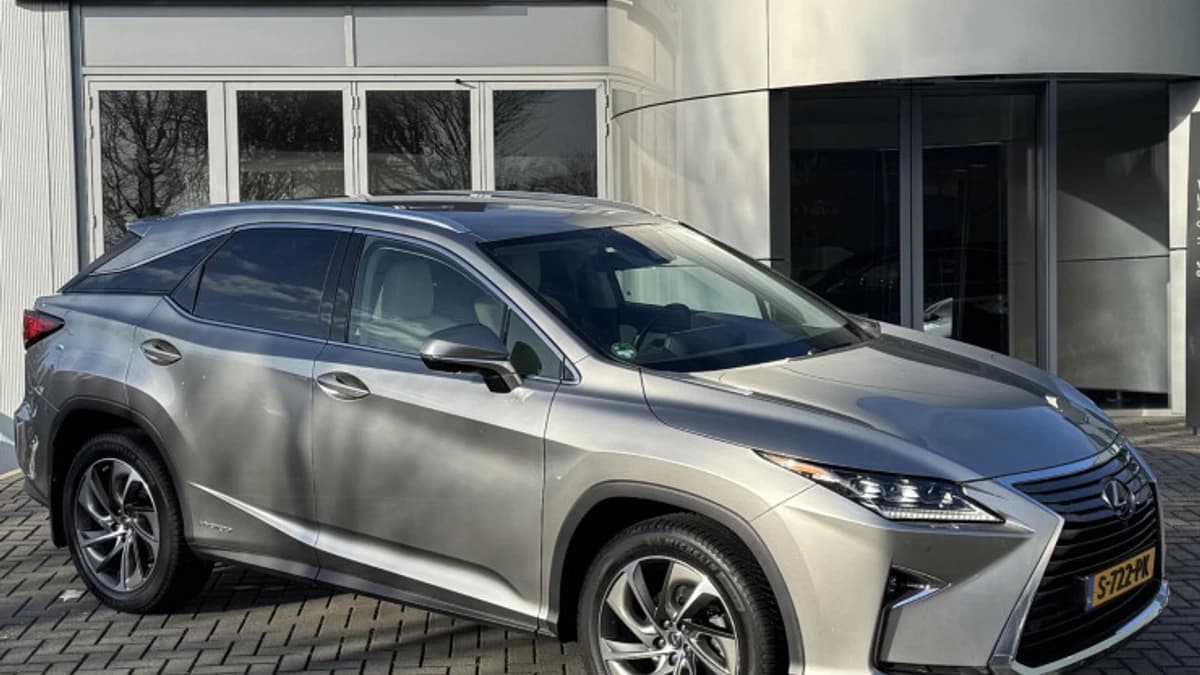 Lexus RX — foto 1