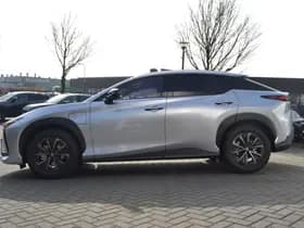 Lexus RZ thumbnail 12
