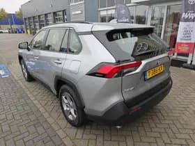 Toyota RAV4 thumbnail 12