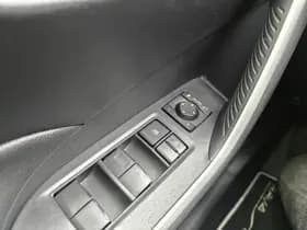 Toyota RAV4 thumbnail 26