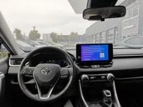 Toyota RAV4 thumbnail 5