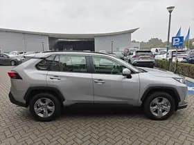 Toyota RAV4 thumbnail 68