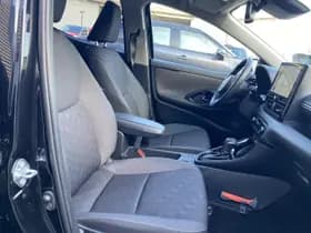Toyota Yaris thumbnail 20