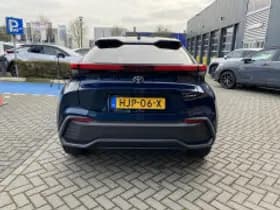 Toyota C hr thumbnail 4