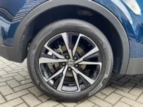 Toyota C hr thumbnail 6