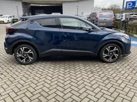 Toyota C hr thumbnail 2