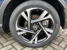 Toyota C hr thumbnail 13