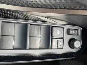 Toyota C hr thumbnail 27
