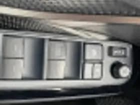 Toyota C hr thumbnail 57