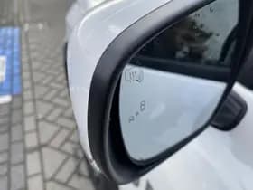Toyota Urban cruiser thumbnail 16