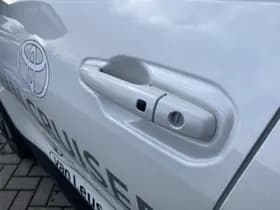 Toyota Urban cruiser thumbnail 17