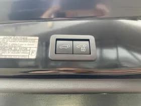 Toyota Corolla thumbnail 13