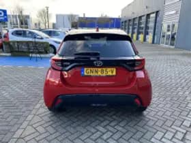 Toyota Yaris thumbnail 5