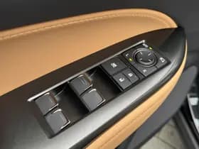 Lexus NX thumbnail 23
