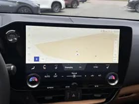 Lexus NX thumbnail 32