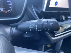Toyota Corolla thumbnail 33