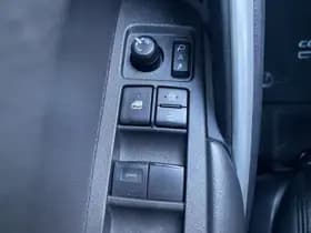 Toyota Corolla thumbnail 35
