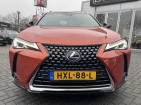 Lexus UX thumbnail 15
