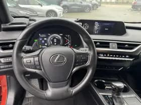 Lexus UX thumbnail 20