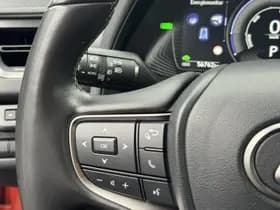 Lexus UX thumbnail 23