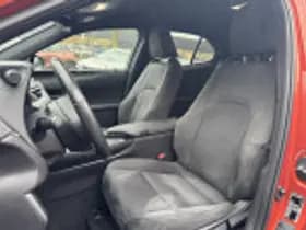 Lexus UX thumbnail 49