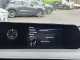 Lexus UX thumbnail 61