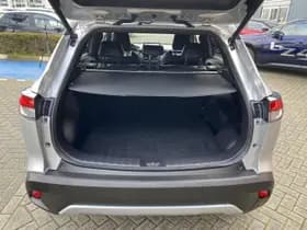 Toyota Corolla thumbnail 13