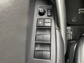 Toyota Corolla thumbnail 36
