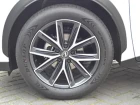 Lexus LBX thumbnail 15