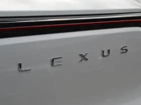 Lexus LBX thumbnail 16