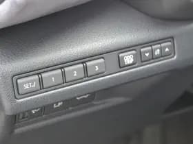 Lexus LBX thumbnail 24