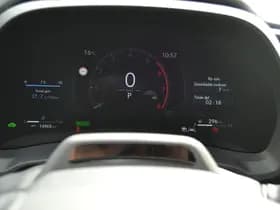 Lexus LBX thumbnail 36