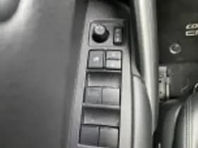 Toyota Corolla thumbnail 61