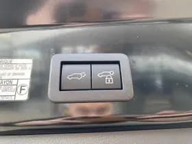 Toyota Corolla thumbnail 15