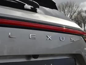 Lexus NX thumbnail 17