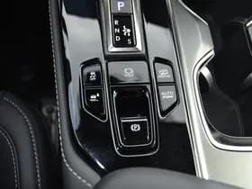 Lexus NX thumbnail 36