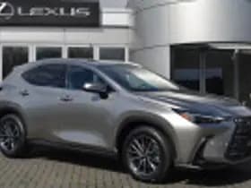 Lexus NX thumbnail 46