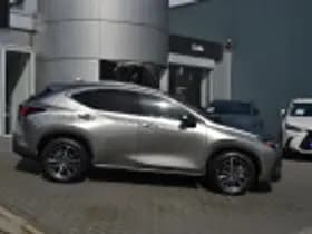 Lexus NX thumbnail 47