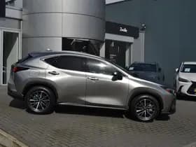 Lexus NX thumbnail 8