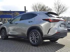Lexus NX thumbnail 93