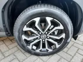 Toyota Yaris Cross thumbnail 3